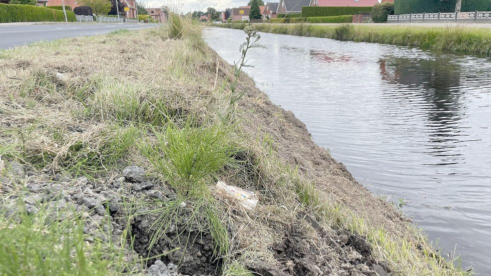 Am ersten Baustellentag wurden die Leitplanken entfernt. Foto: Hellmers