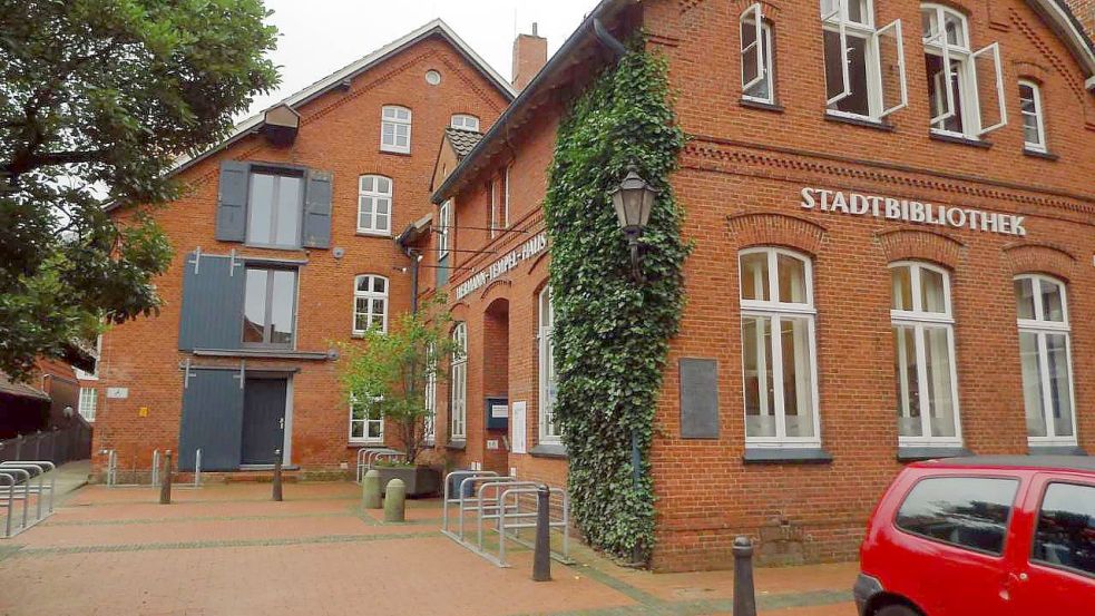 Das Polizeipräsidium aus den Krimis ist eigentlich die Leeraner Stadtbibliothek. Foto: Stadt Leer