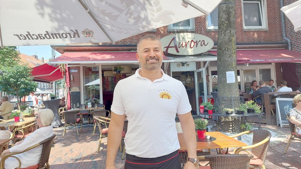 Hussein Janko sieht Fleiß als wichtigen Bestandteil seines Erfolgs. Er betreibt seit 2007 das Restaurant „Aurora“. Fotos: Hanssen