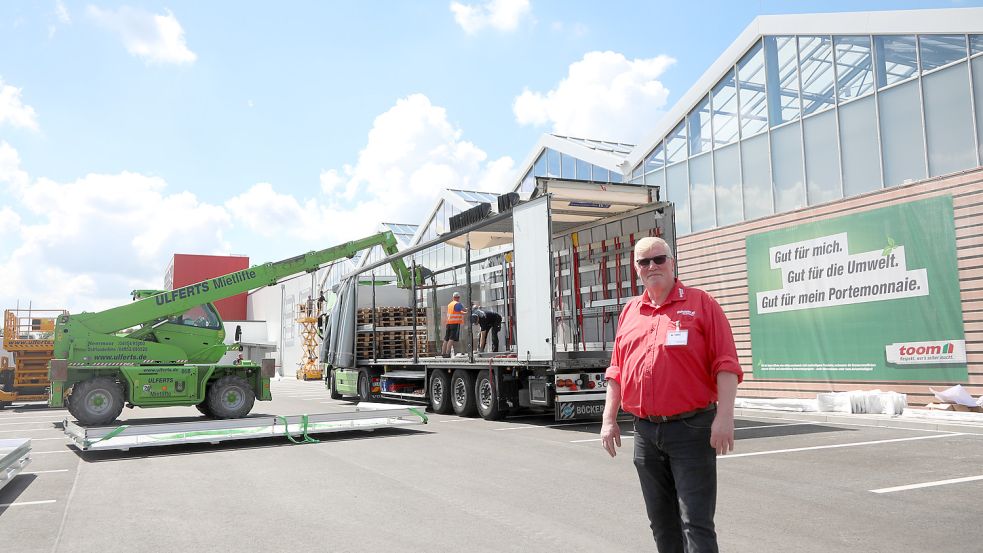 Freut sich sehr auf seinen neuen Markt: Toom-Marktleiter Michael Thies. Foto: Romuald Banik