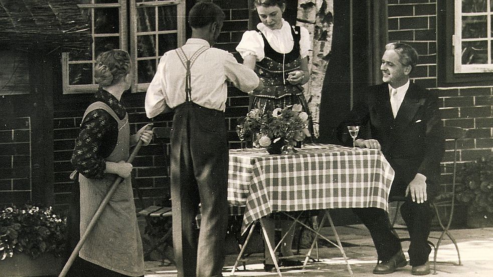 Eine Aufführung der Niederdeutschen Bühne in den 1960er Jahren. Foto: Bohlsen