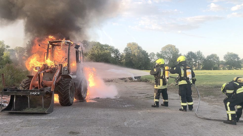 Eine Ausbreitung des Feuers konnte verhindert werden.