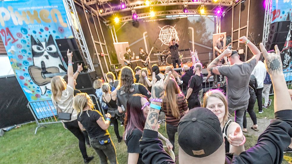 Mädels sollen in diesem Jahr beim Pixxen-Festival nicht nur vor der Bühne stehen, sondern auch darauf. Foto: Ortgies/Archiv