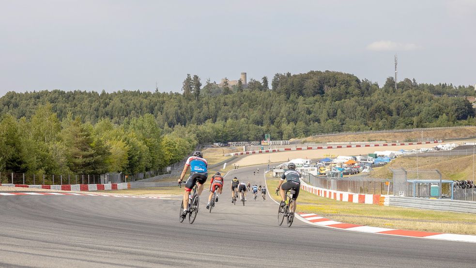 Auf der Strecke hatten die Sportler 560 Höhenmeter und 92 Kurven zu bewältigen. Foto: Imago