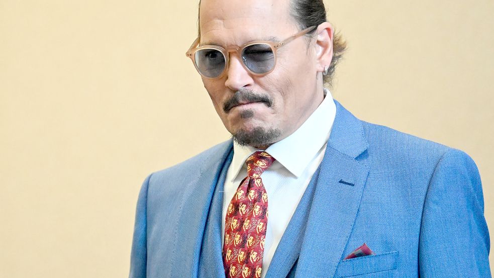 Hat Johnny Depp böswillig veränderte Beweise im Prozess vorgelegt? Neue Dokumente belasten ihn schwer. Foto: dpa/Pool AFP/AP | Jim Watson