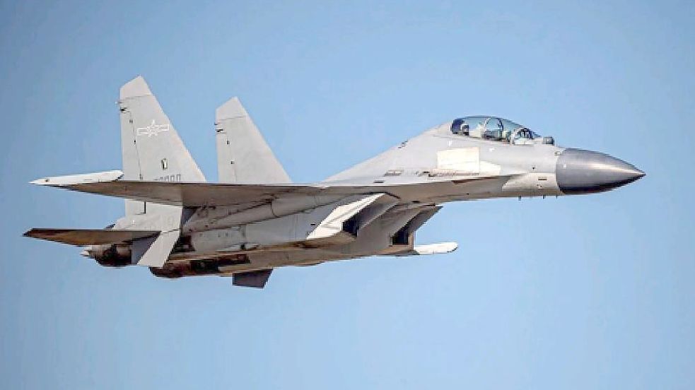 Auf diesem vom taiwanesischen Verteidigungsministerium veröffentlichten undatierten Foto ist ein chinesischer J-16-Kampfjet zu sehen. Foto: dpa/Taiwan Defence Ministry Via Zuma Press Wire