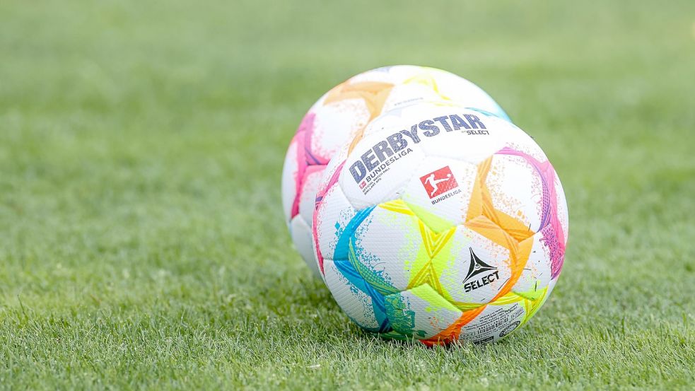 Die Bundesliga geht in ihre 60. Saison. Foto: Tim Rehbein/dpa