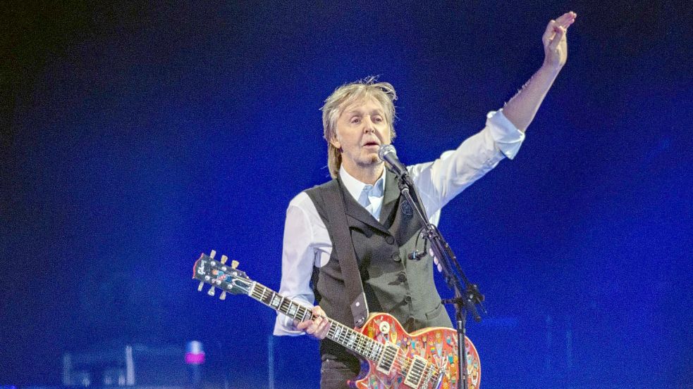 Paul McCartney beim Glastonbury Festival 2022. Foto: Joel C Ryan/Invision via AP/dpa