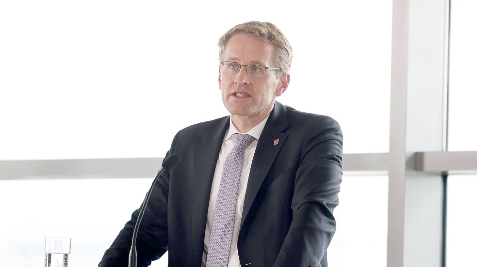 Daniel Günther (CDU), Ministerpräsident von Schleswig-Holstein, hat im Zusammenhang mit der Corona-Pandemie gefordert, die Quarantäneregeln zu ändern. Foto: Frank Molter/dpa