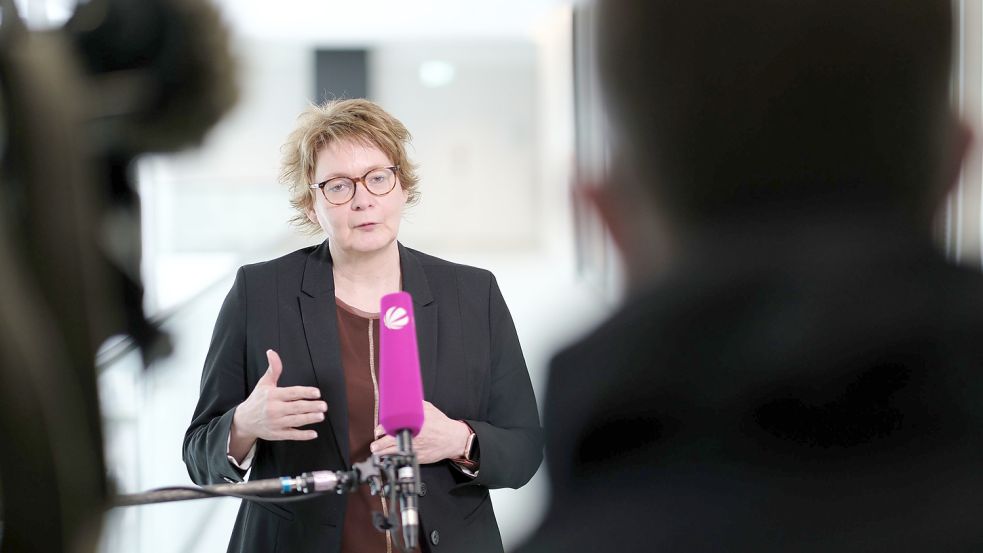 Stand im Gespräch mit unserer Redaktion Rede und Antwort: Niedersachsens Gesundheitsministerin Daniela Behrens (SPD). Foto: Ole Spata/dpa