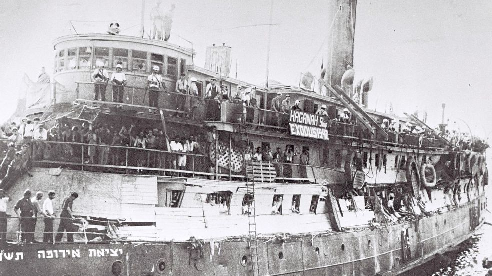 Jüdische Flüchtlinge wollten mit der „Exodus“ nach Palästina gelangen. Es folgte eine Irrfahrt, die weltweit für Schlagzeilen sorgte. Das Foto entstand unmittelbar nach der Übernahme des Schiffs durch das britische Militär. Foto: Government Press Office