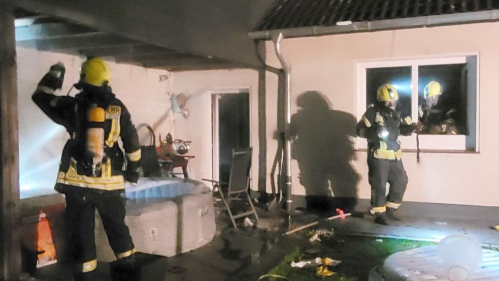 Die Feuerwehr Neermoor konnte verhindern, dass das Feuer im Hauswirtschaftsraum auf weitere Räume übergriff. Foto: Wolters
