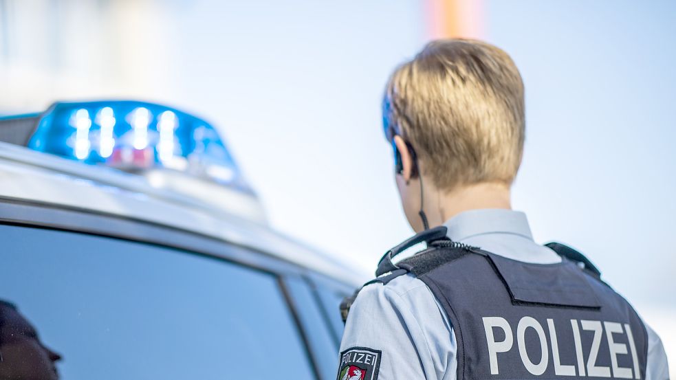 Die Polizei sucht nach einem Mann, der am Sonntagmorgen am Neuen Markt in Emden einen 27-Jährigen verletzte. Symbolfoto: Archiv