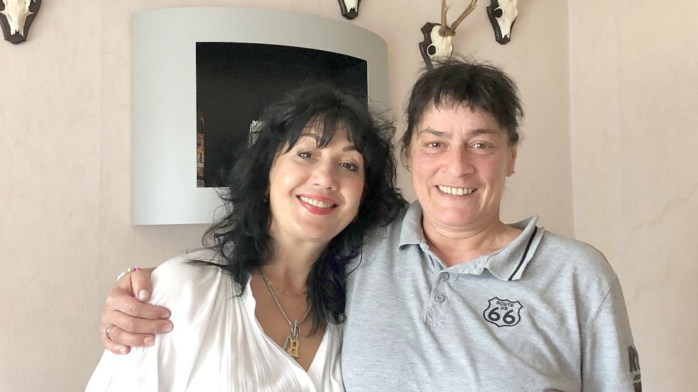 Lidia Antonova (links) fühlt sich bei ihrer „Familie“, bei Jasmin Vöst, sehr wohl. Foto: Boschbach