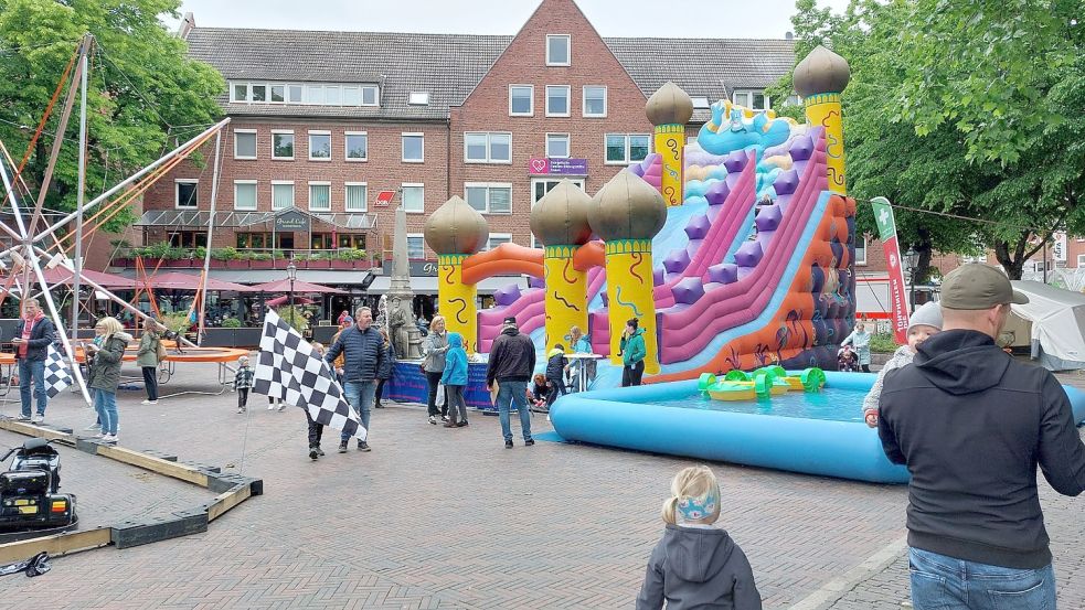 Im Stadtgarten gibt es häufiger Kinderfeste - zuletzt unter anderem im Rahmen der Matjestage. Foto: Hanssen/Archiv