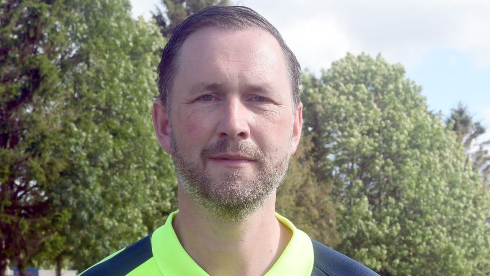 Germania-Coach Frank Bajen sah „verschlafene zehn Minuten“ seiner Mannschaft, die dann aber ihre Offensivqualitäten bewies. Foto: Damm