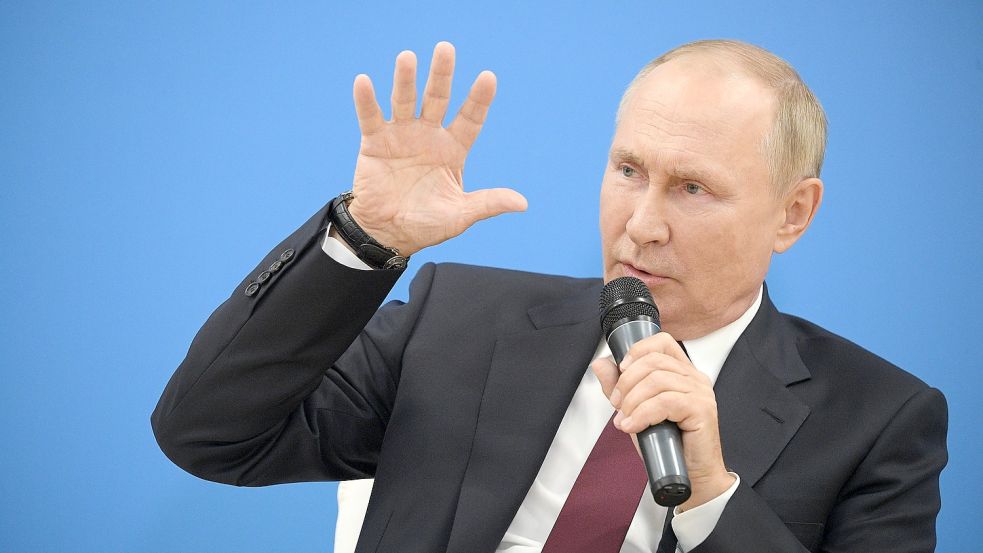 Mehrere Lokalpolitiker aus Moskau haben den Rücktritt von Präsident Wladimir Putin gefordert. Foto: dpa/Pool Sputnik Kremlin/AP/Alexey Maishev