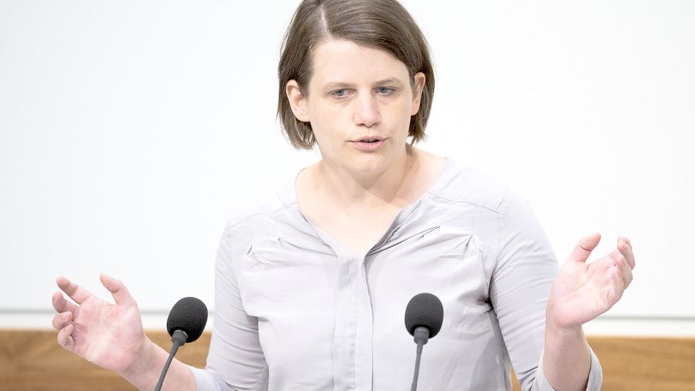 Julia Willie Hamburg früher... Foto: Julian Stratenschulte/dpa