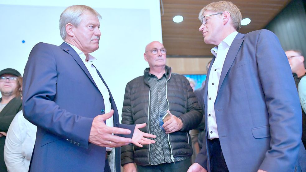 2019 unterlag Hardwig Kuiper (links) Horst Feddermann (rechts) bei der Wahl zum Bürgermeister. Foto: Archiv/Ortgies