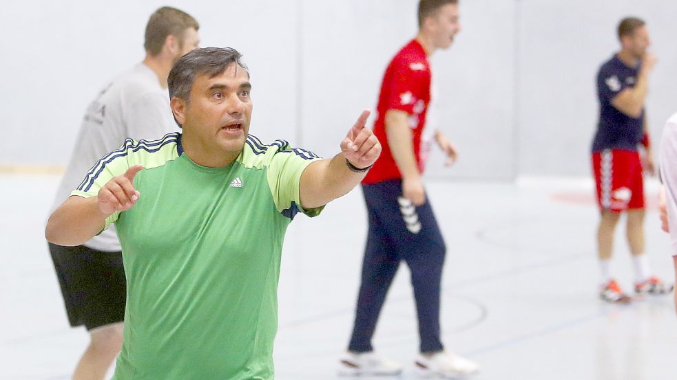 Aurichs Trainer Pedro Alvares konnte nicht zufrieden sein. Archivfoto: Doden