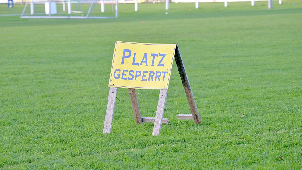 Der Rasenplatz in Firrel ist nicht bespielbar. Archivfoto: Lohmann