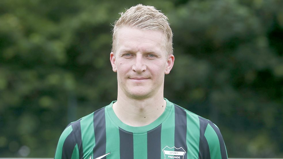 Bastian Beekhuis sorgte für das wichtige 1:0 für Larrelt. Foto: Doden/Emden