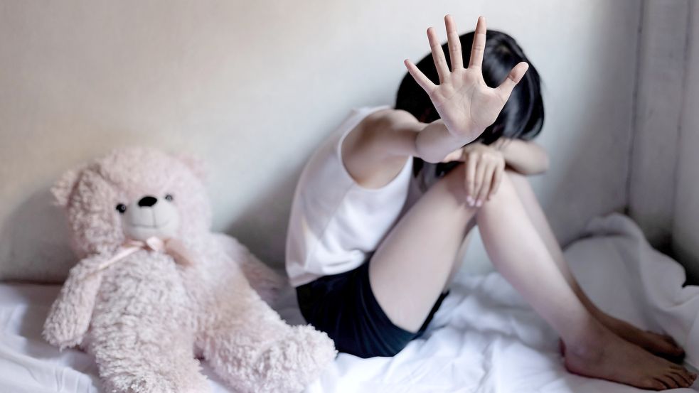 Ein 50-Jähriger steht wegen schweren sexuellen Missbrauchs in 140 Fällen vor Gericht. Symbolfoto: pixabay