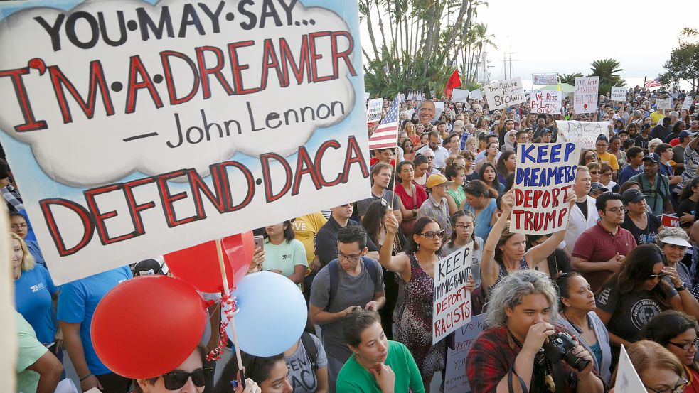 Als Donald Trump 2017 versuchte das „Dreamer“-Programm zu beenden, kam es zu Demonstrationen. Foto: picture alliance / Nelvin C. Cepeda/San Diego Union-Tribune via ZUMA/dpa