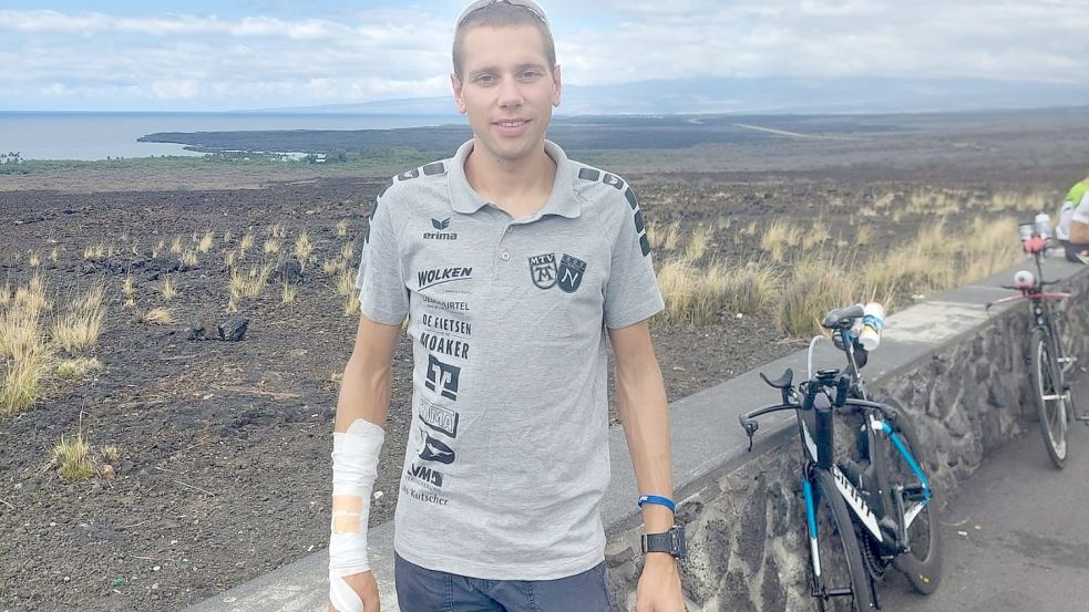 Matthias Heinken in der vergangenen Woche noch mit verbundenem Unterarm auf Hawaii. Foto: Privat