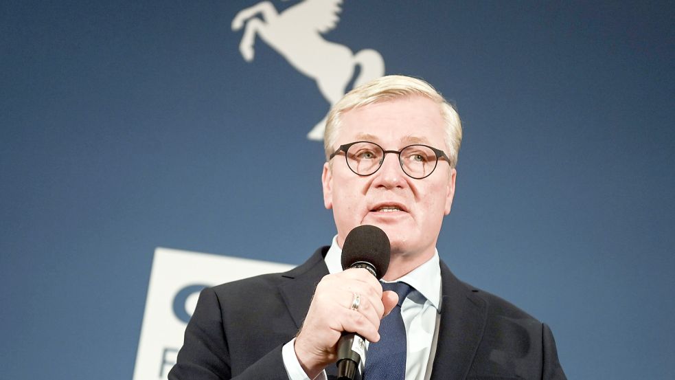 Bernd Althusmann verkündete seine Entscheidung noch am Sonntagabend. Foto: dpa/Sina Schuldt