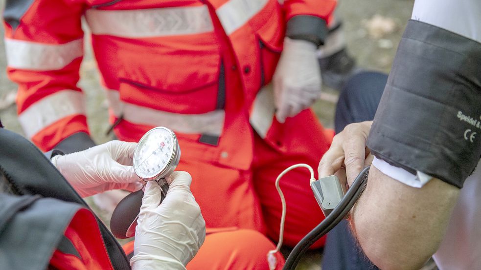 In lebensbedrohlichen Lagen geht es oft um Minuten. Foto: Neundorf/dpa