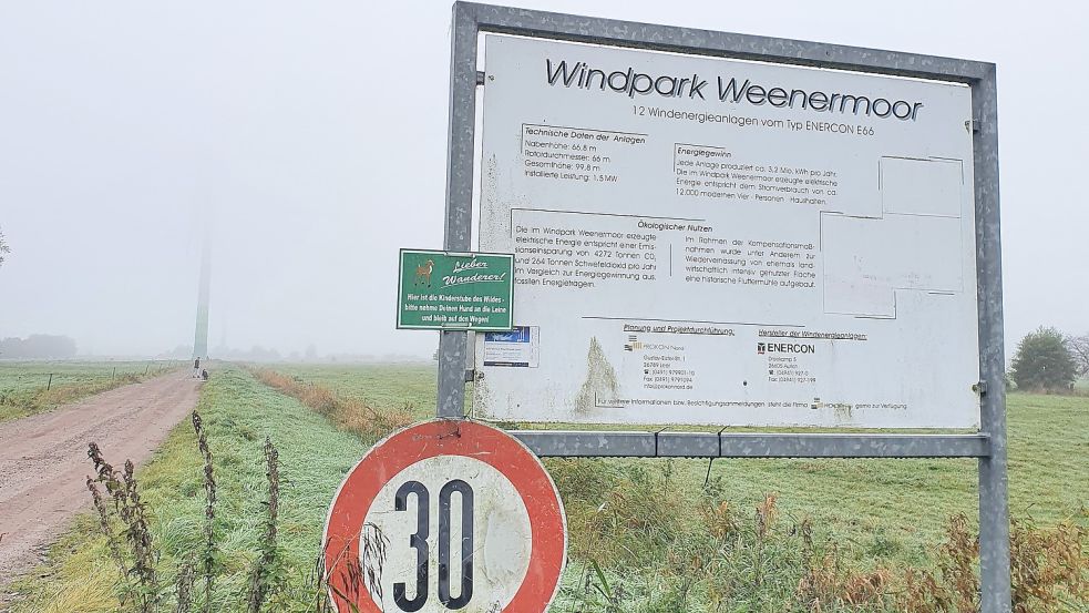 Die Enercon-Anlagen im Windpark Weenermoor sollen durch leistungsstärkere Windkraftanlagen ersetzt werden. Archivfoto: Gettkowski