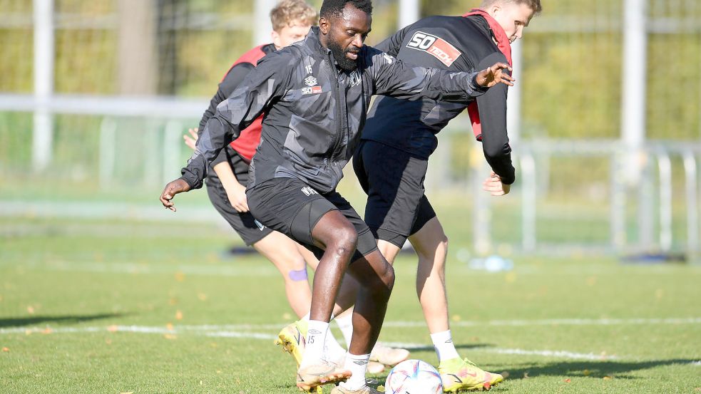 Paterson Chato (vorne) dürfte am Samstag in Elversberg in der Startelf des VfL Osnabrück stehen. Foto: imago/osnapix
