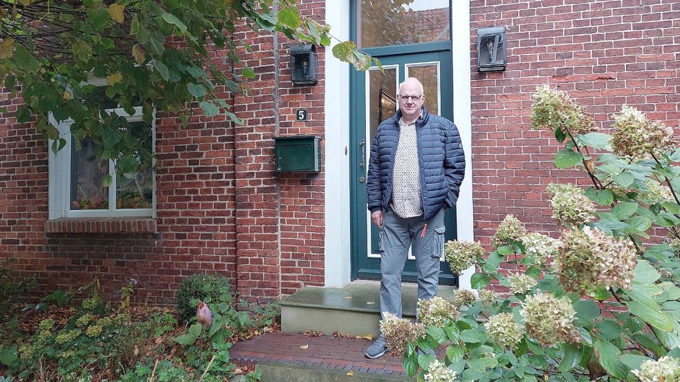 Jochen Szameit wohnt in einem der drei historischen Gulfhöfe in Marienwehr. Fotos: Hanssen