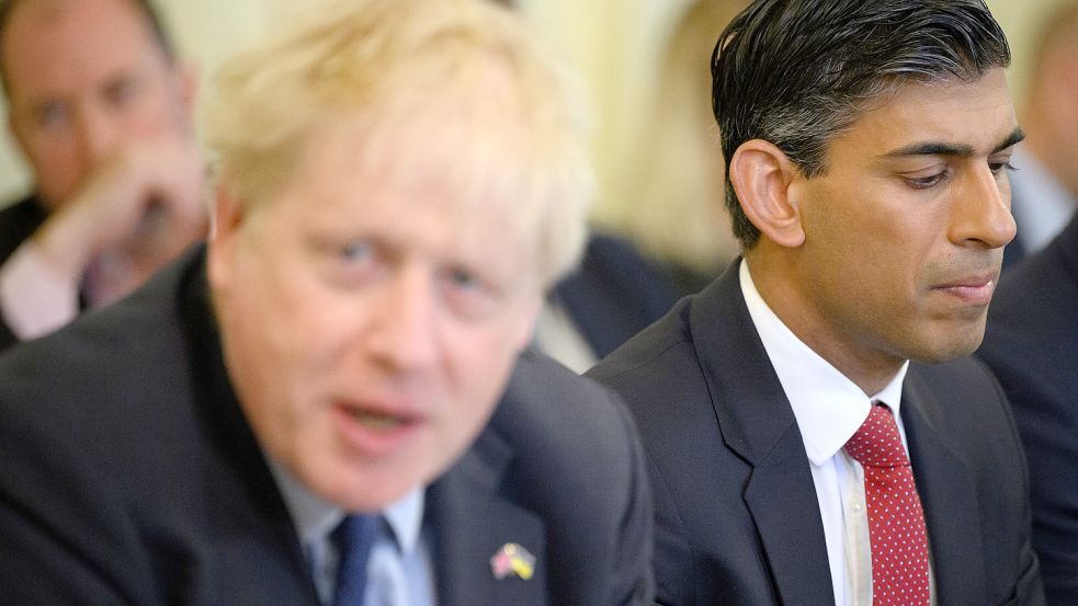 Boris Johnson (l) wird nicht Nachfolger von Liz Truss. Rishi Sunak (r) jedoch kandidiert. Foto: imago-images/PA Wire