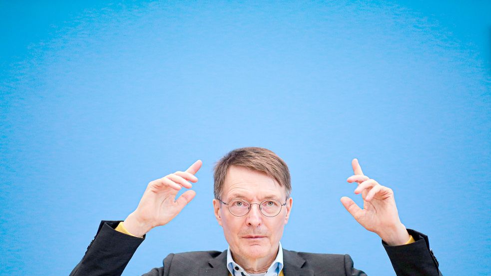 Gesundheitsminister Karl Lauterbach (SPD) lag mit seiner Corona-Prognose falsch. Foto: IMAGO/Christian Marquardt