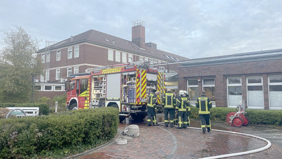 Im Norder Krankenhaus stand ein Patientenzimmer in Vollbrand. Foto: Feuerwehr