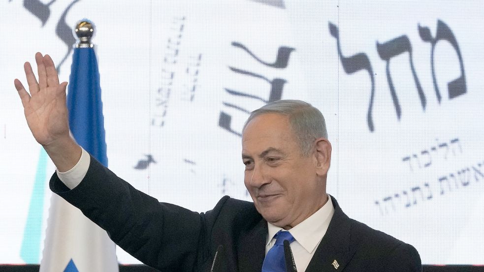 Nach der Parlamentswahl in Israel: Der rechtskonservative Oppositionsführer Benjamin Netanjahu hat gute Chancen auf eine Rückkehr als Regierungschef. Foto: picture alliance/dpa/AP