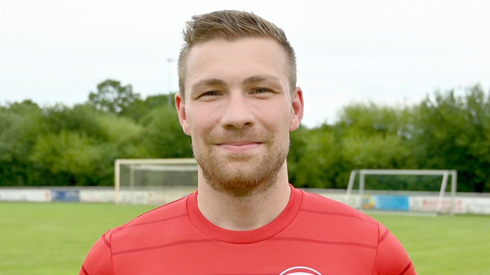 Eike Schmidt erzielte mit einem Freistoßtor die 1:0-Führung für Bunde. Foto: Damm