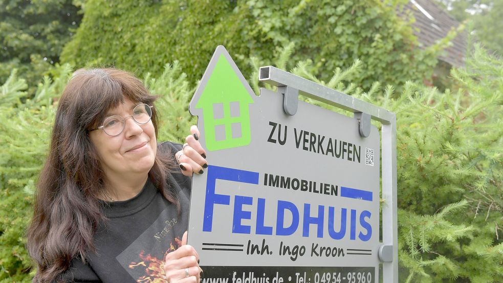 Susanne Ptak hat den Verkauf ihres Hauses in die Hände eines Maklers gelegt. Foto: Ortgies