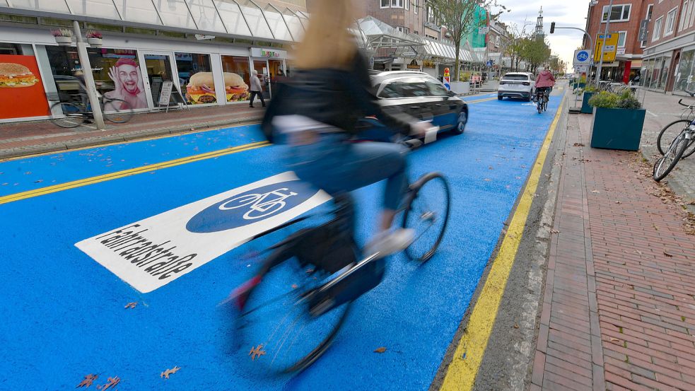 Der Fahrradverband ADFC begrüßt die Fahrradstraße in der Neutorstraße als mutigen Schritt, den Radverkehr voranzubringen. Foto: Ortgies