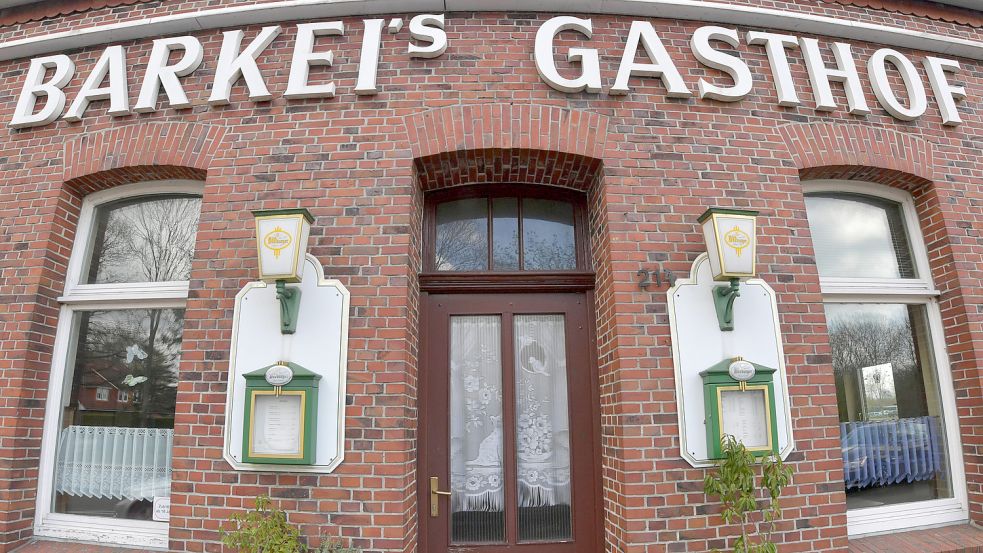 Nach den letzten bekannten Plänen des Investors, ist die Fassade des Gasthauses das einzige, was von den Gebäuden übrigbleibt. Foto: Ortgies/Archiv