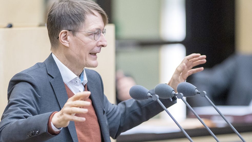 Karl Lauterbachs Krankenhausreform wird jetzt schon kritisiert. Foto: picture alliance/dpa/Christophe Gateau