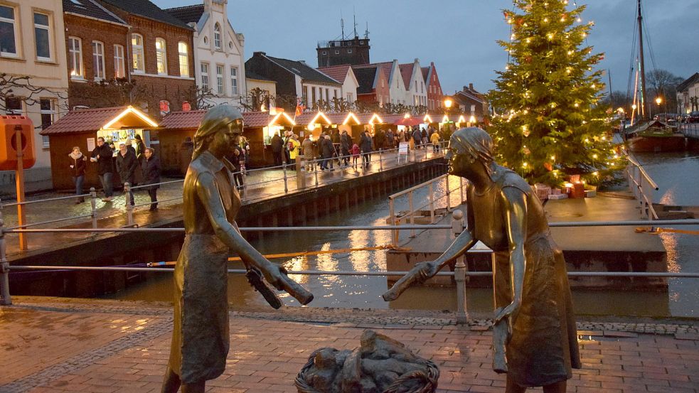 Am Alten Hafen soll auch in diesem Jahr wieder der Weihnachtsmarkt stattfinden – aber anders. Foto: Archiv