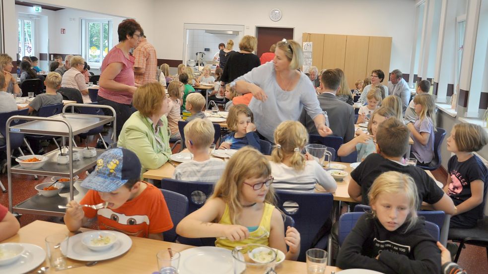 Die Mensa der Grundschule in Wiesede wurde erst vor fünf Jahren in Betrieb genommen. Mittlerweile ist sie schon zu klein geworden. Foto: Ullrich/Archiv