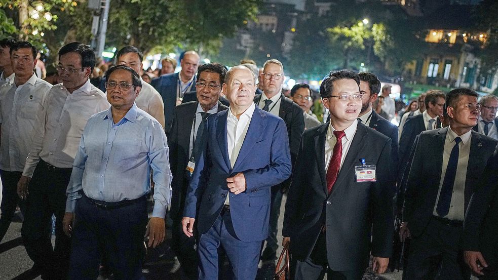 Bundeskanzler Olaf Scholz besucht Vietnam und wirbt für Unterstützung für die Ukraine. Seine Reise führt ihn anschließend nach Singapur und schließlich zum G20-Gipfel auf Bali. Foto: Kay Nietfeld