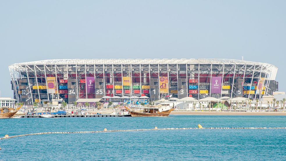 Hochmoderne Arenen sind in Katar entstanden. Das Bild zeigt das Stadion 974 in Doha. Foto: DPA