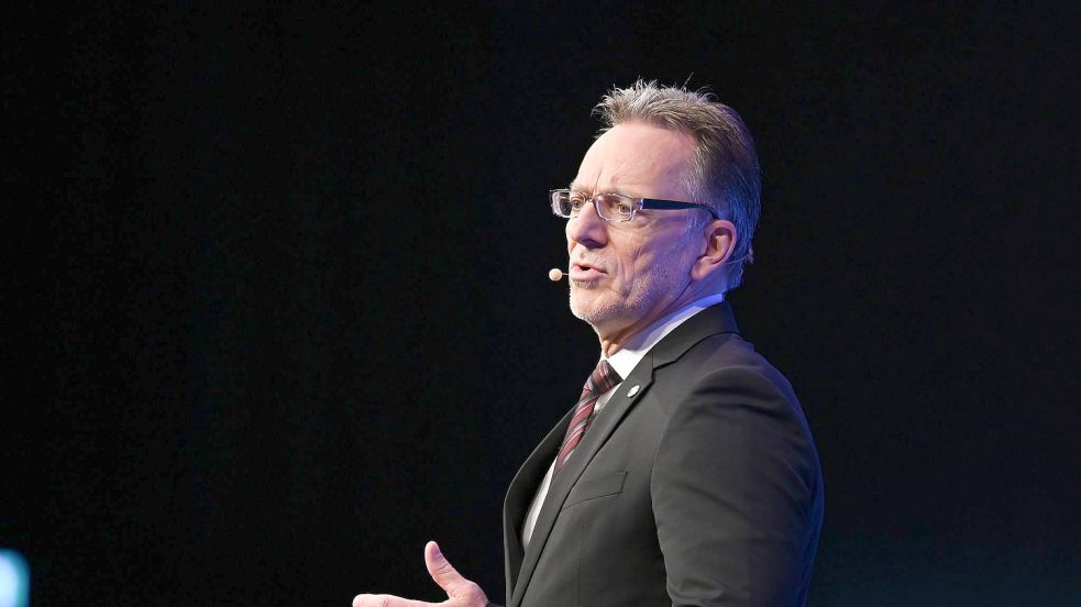 BKA-Präsident Holger Münch warnt vor neuem Cybercrime Katalysator. Foto: Arne Dedert/dpa