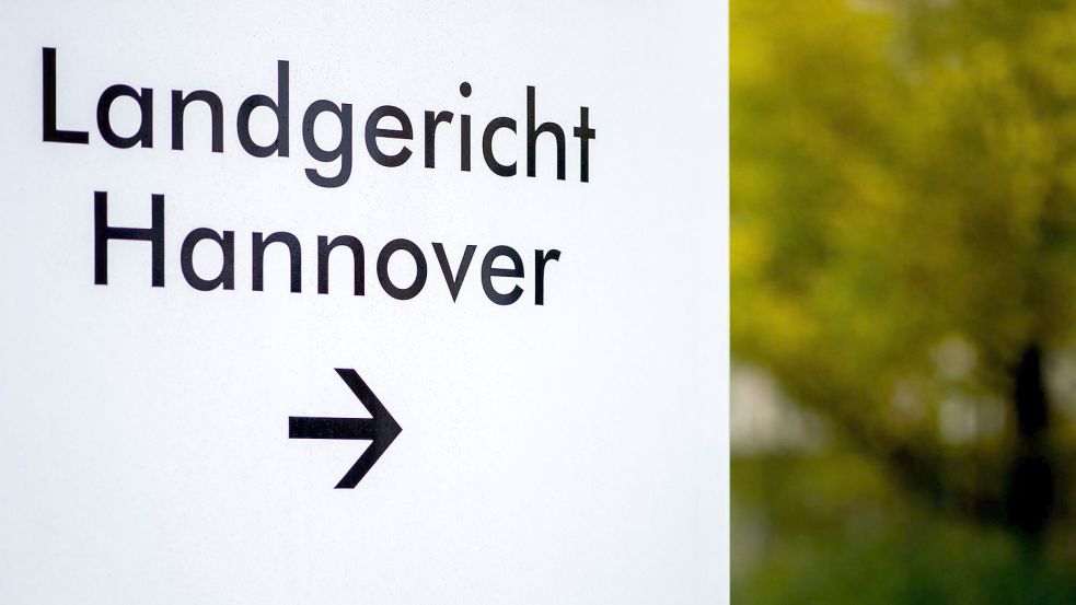 Das Landgericht Hannover verhandelt den Fall einer Vergewaltigung in einem Alten- und Pflegeheim. Foto: Hauke-Christian Dittrich/dpa