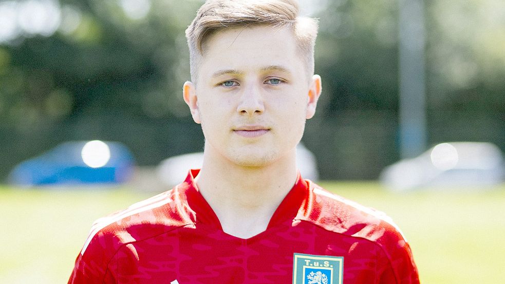 Jannis Hempelmann traf früh zur 1:0-Führung von Pewsum in Norden. Zu einem Sieg reichte es aber nicht. Foto: Doden, Emden